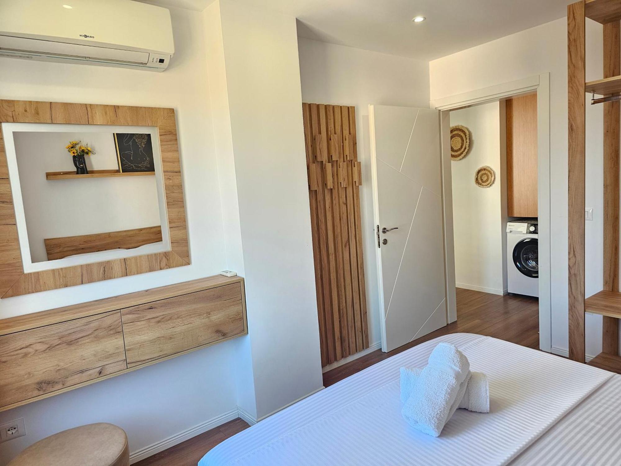 Apartment Bohemian Apt, Beachfront & Family Friendly - By Beta Premium *